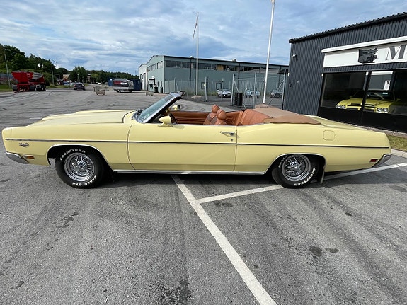 Ford XL 8 of 18