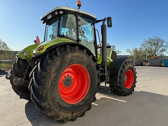 CLAAS Axion 850 6 of 9