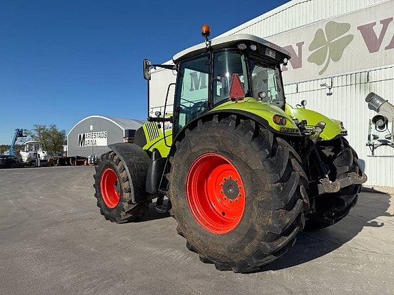CLAAS Axion 850 3 of 9