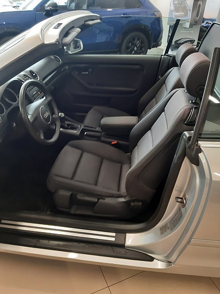 Audi A4 5 of 5