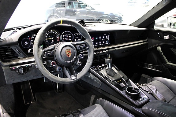 Porsche 911 GT3 RS 3 of 5