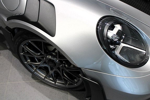 Porsche 911 GT3 RS 8 of 20