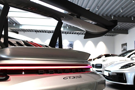Porsche 911 GT3 RS 19 of 20