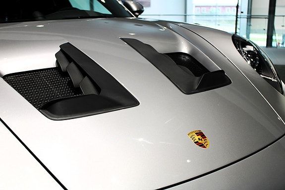 Porsche 911 GT3 RS 18 of 20