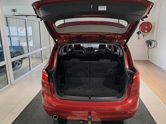 BMW 218 8 of 8