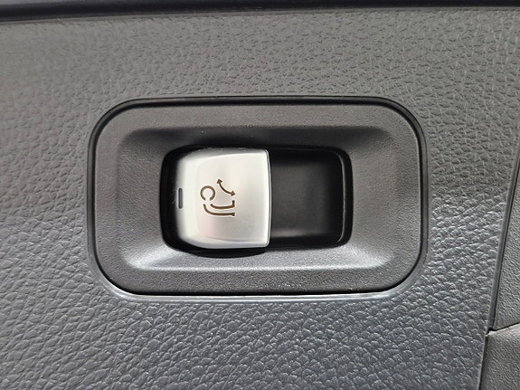 Mercedes-Benz GLC220 d 9 of 12