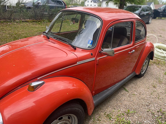 Volkswagen 1303 2 of 5