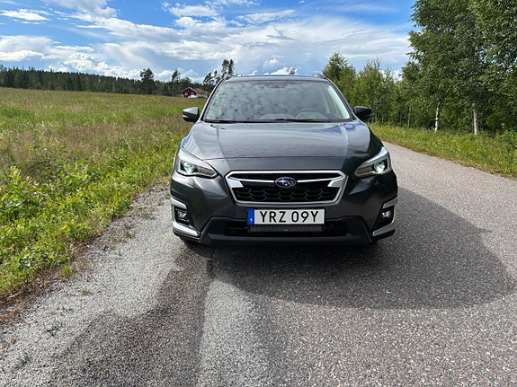 Subaru XV 2 of 5