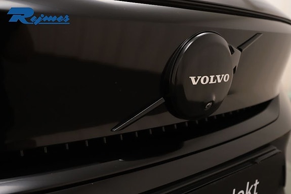 Volvo EX40 22 of 25