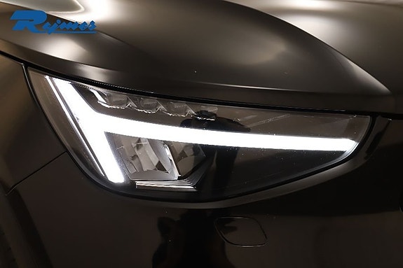 Volvo EX40 21 of 25