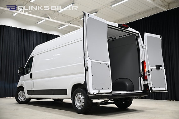 Opel Movano 8 of 29