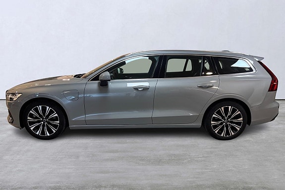 Volvo V60 2 of 14