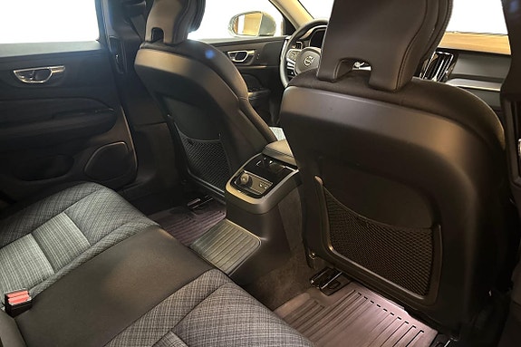 Volvo V60 11 of 14