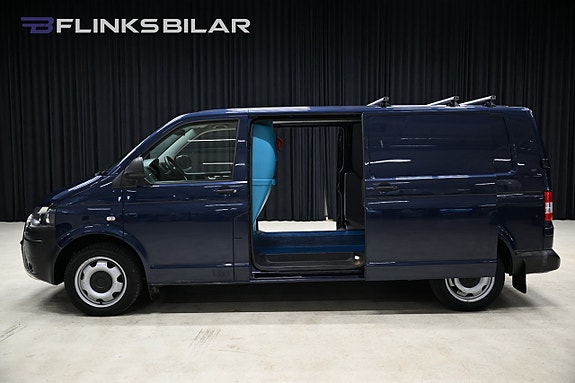 Volkswagen Transporter 4 of 5