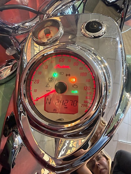 Indian CHIEF CLASSIC VINTAGE 8 of 14