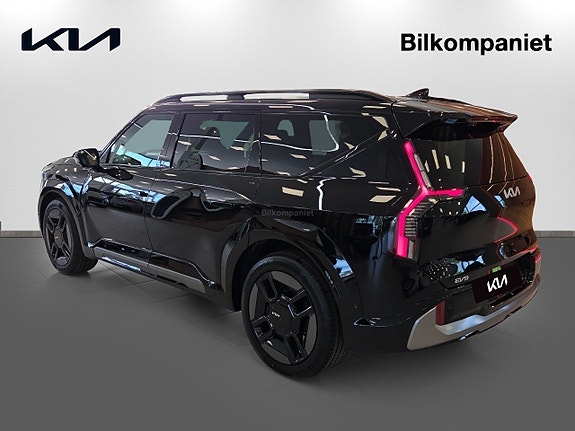 Kia EV9 6 of 17
