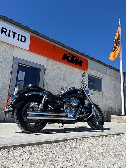 Kawasaki Vulcan 1600 Classic 1.6 2 of 3