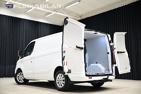 Ford Transit Custom 7 of 26