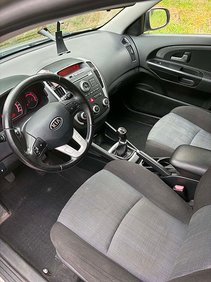 Kia Ceed 6 of 7