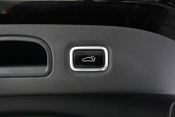 Kia Stinger 28 of 28