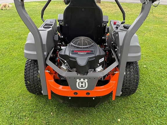 Husqvarna Z448 Zeroturn Åkgräsklippare 5 of 9