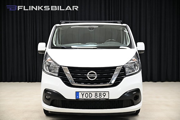 Nissan NV300 15 of 28