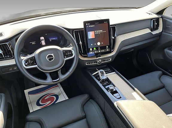 Volvo XC60 13 of 19
