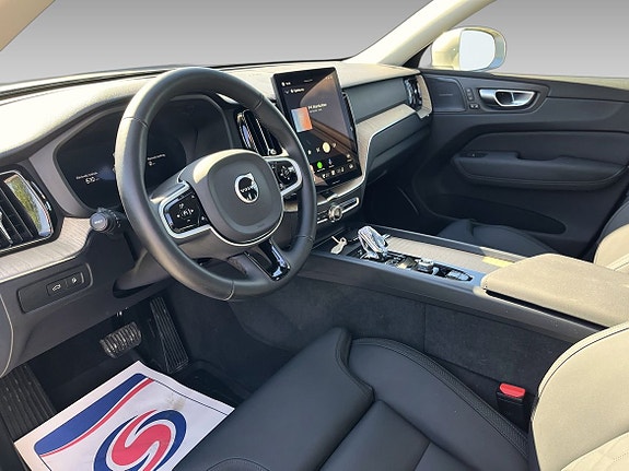 Volvo XC60 10 of 19