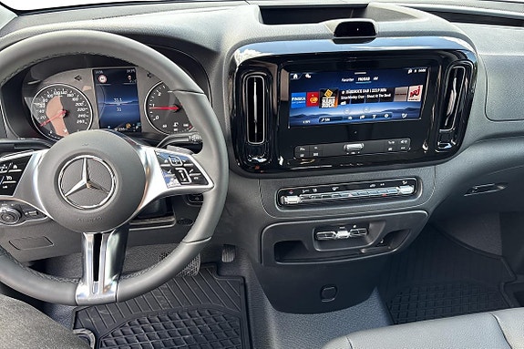 Mercedes-Benz Vito 108 10 of 15