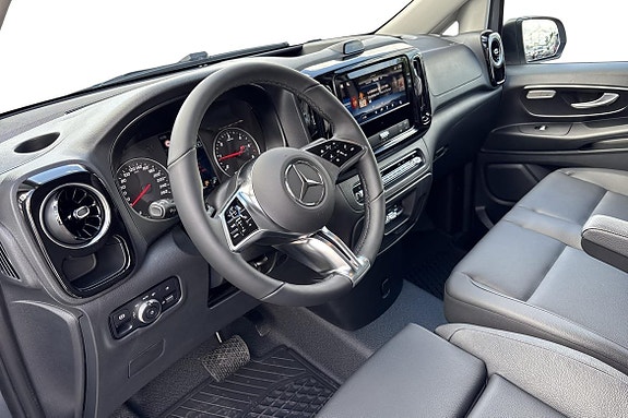 Mercedes-Benz Vito 108 9 of 15