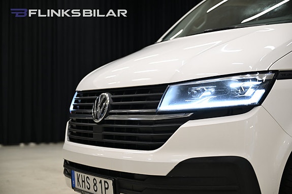 Volkswagen Transporter 18 of 30