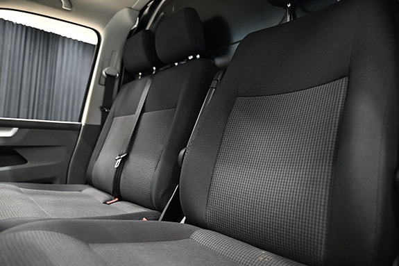 Volkswagen Transporter 26 of 30