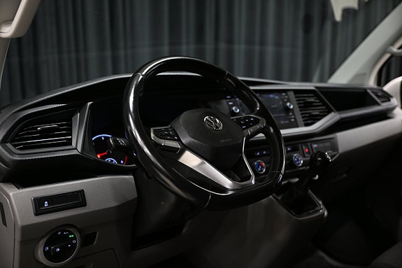 Volkswagen Transporter 19 of 30