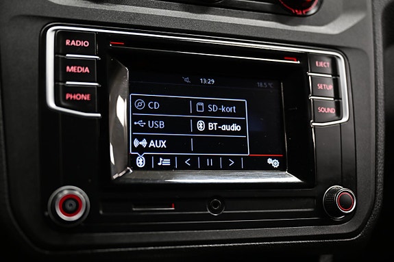 Volkswagen Caddy Maxi 22 of 30