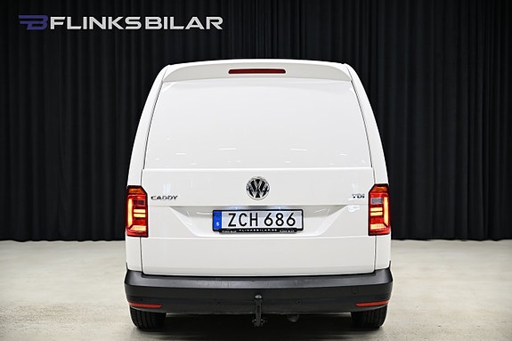 Volkswagen Caddy Maxi 16 of 30