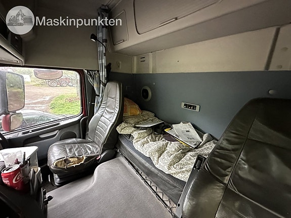 Volvo FM-440 6X2 djurtransport enplans 15 of 27