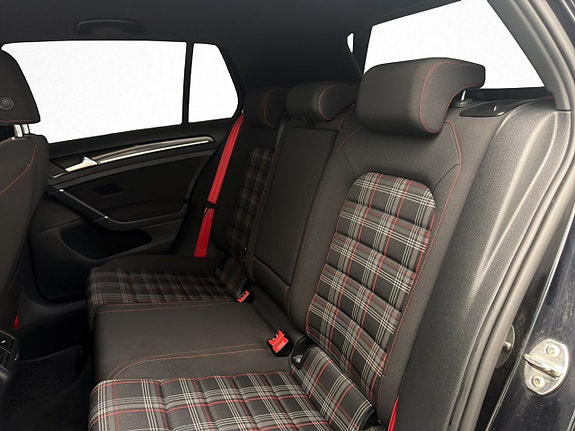 Volkswagen Golf I 25 of 30