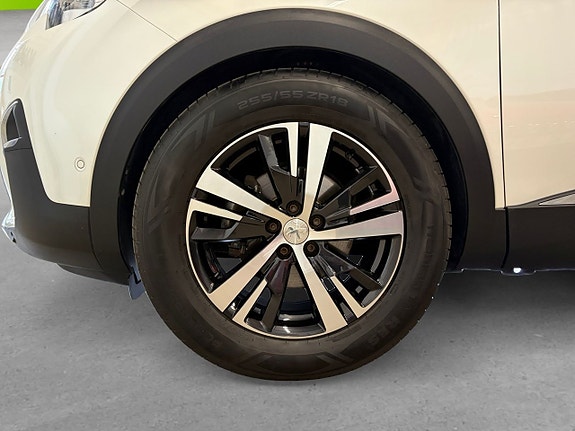Peugeot 3008 8 of 22