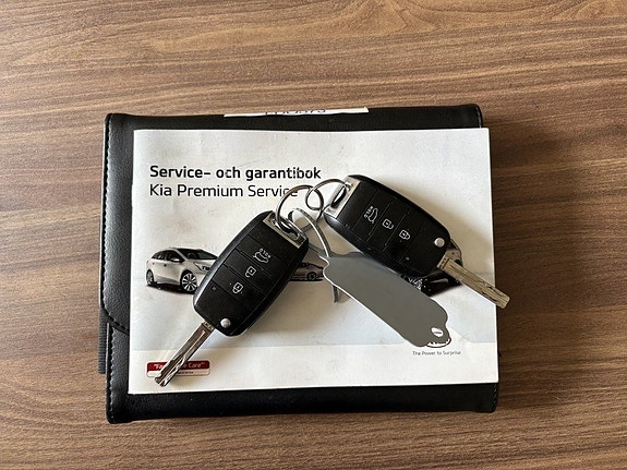 Kia Carens 19 of 19