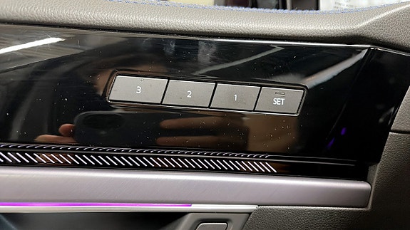 Volkswagen Touareg 17 of 26