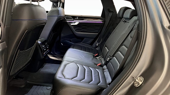 Volkswagen Touareg 12 of 26