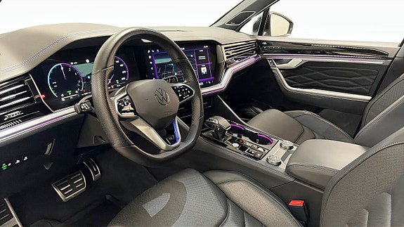 Volkswagen Touareg 7 of 26