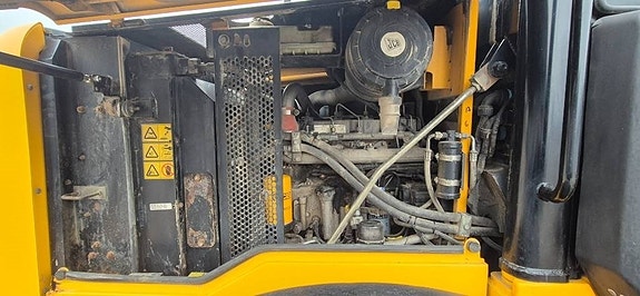 JCB 412 S 3 of 5
