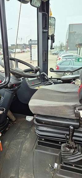 JCB 412 S 10 of 12