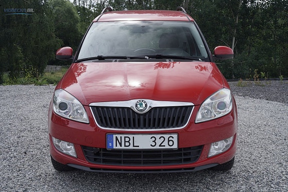 Skoda Roomster 2 of 5