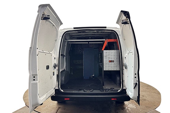 Nissan e-NV200 9 of 28