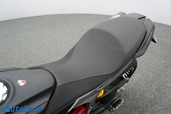 Ducati Hypermotard 821 * Termignoni, Performance paket 16 of 23
