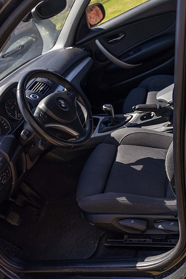 BMW 118d 5 of 7
