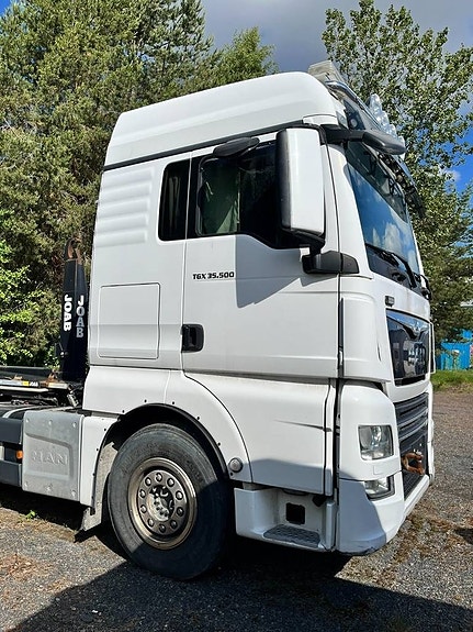 MAN TGX 35.500 8x4 3 of 24