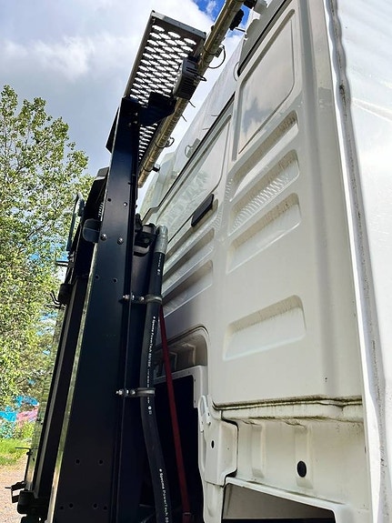 MAN TGX 35.500 8x4 10 of 24